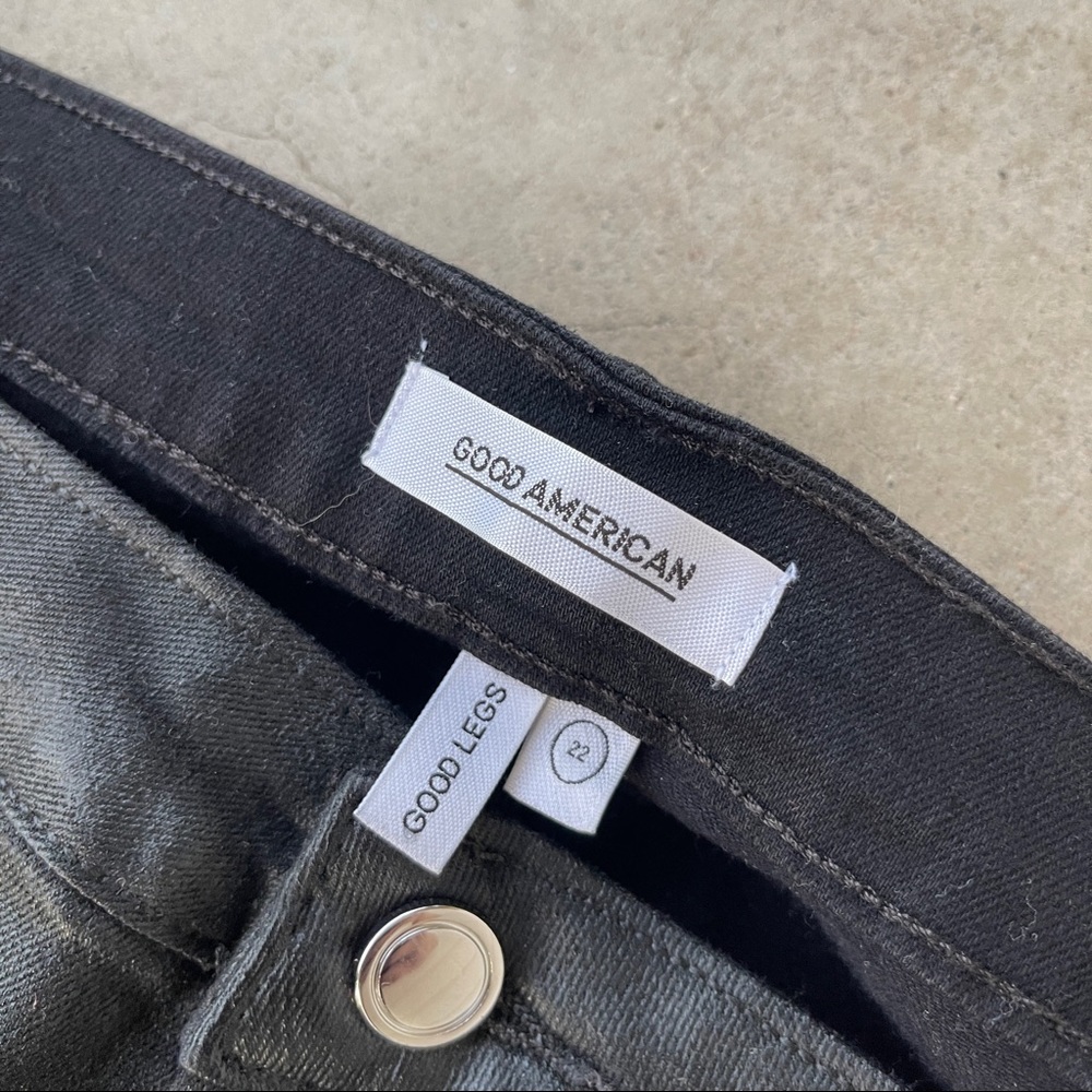 Good American Good Legs Black Coated Skinny Jeans, Plus Size - Picture 2 of 4